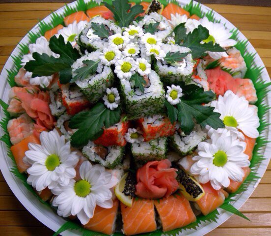 Амин дэмээр баялаг Сумо Суши-г таны хүссэн газарт хүргэнэ